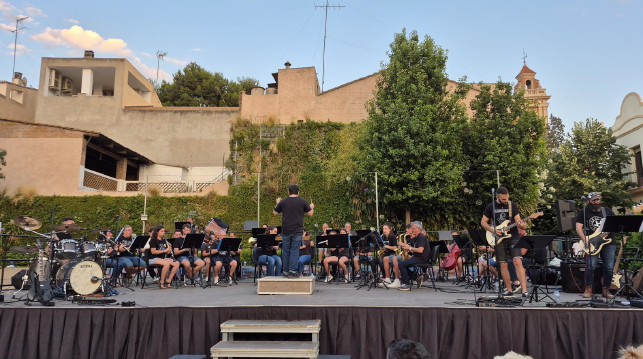 Agrupació Artística Musical de Tavernes Blanques